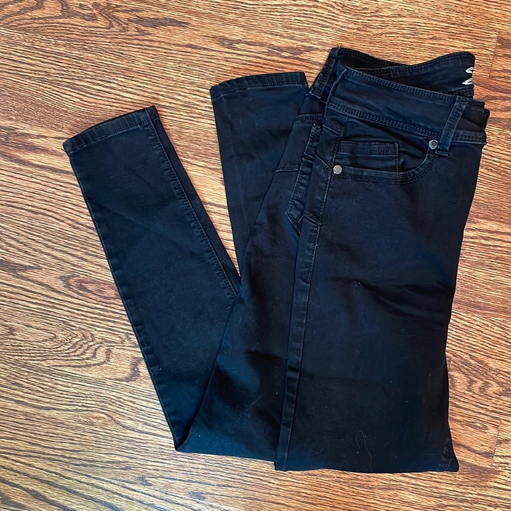 Seven skinny jeggings worn once!